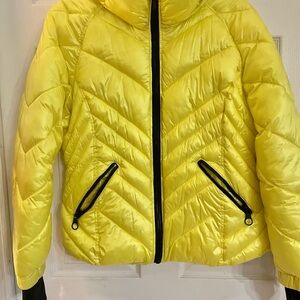 Women Guesspuffer jacket XL